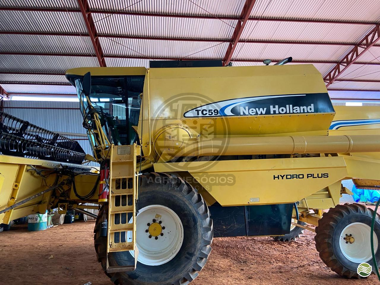 COLHEITADEIRA NEW HOLLAND TC 59 Agronegócios Parecis CAMPO NOVO DO PARECIS MATO GROSSO MT